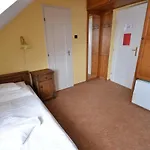 Révész Hotel, Restaurant&rosa Hotel 3*