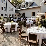 Hotel Révész Hotel, Restaurant&rosa 3*