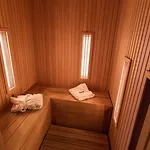 Revesz Hotel, Restaurant And Rosa 3*