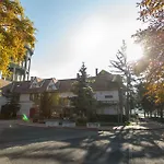 Révész Hotel, Restaurant&rosa Hotel 3*