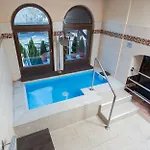 Hotel Révész Hotel, Restaurant&rosa 3*