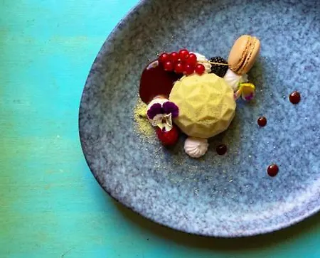 Hotel Revesz Hotel, Restaurant And Rosa