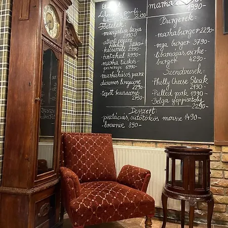 Revesz Hotel, Restaurant And Rosa Отель Дьёр