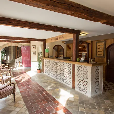 Revesz Hotel, Restaurant And Rosa 3*